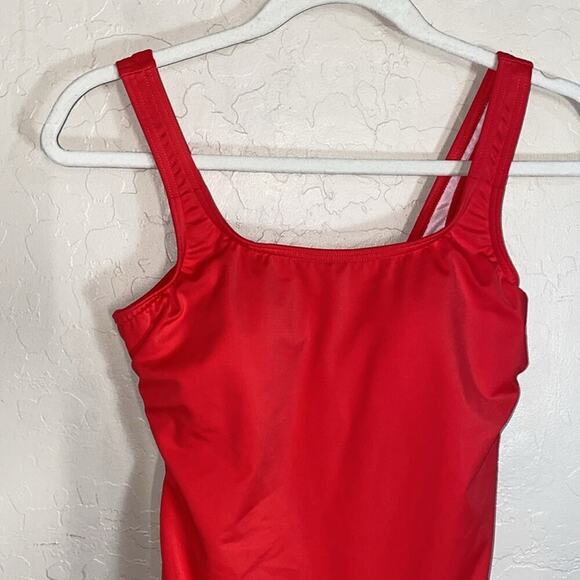 Lands end red full coverage one piece swimsuit - Picture 2 of 8